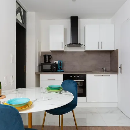 Deluxe Equipe - Hyper Centre Historique